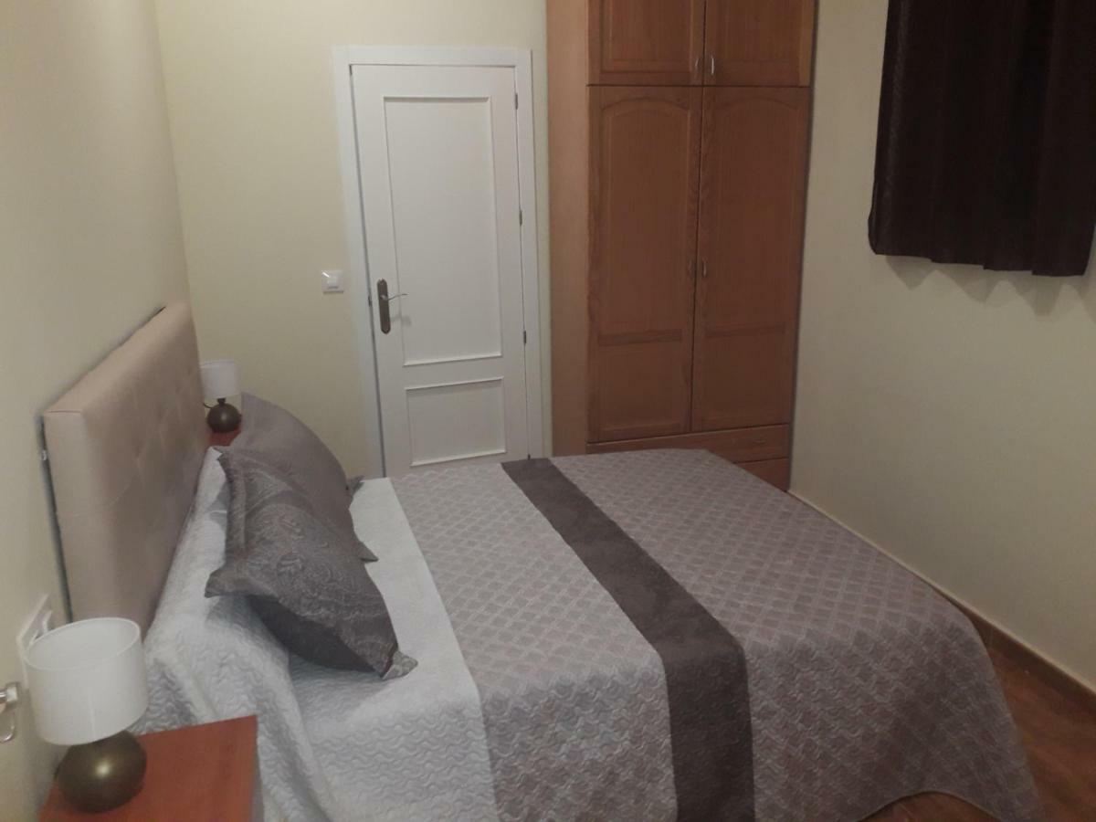 Hostal Restaurante Milenium Otel Torremegía Dış mekan fotoğraf