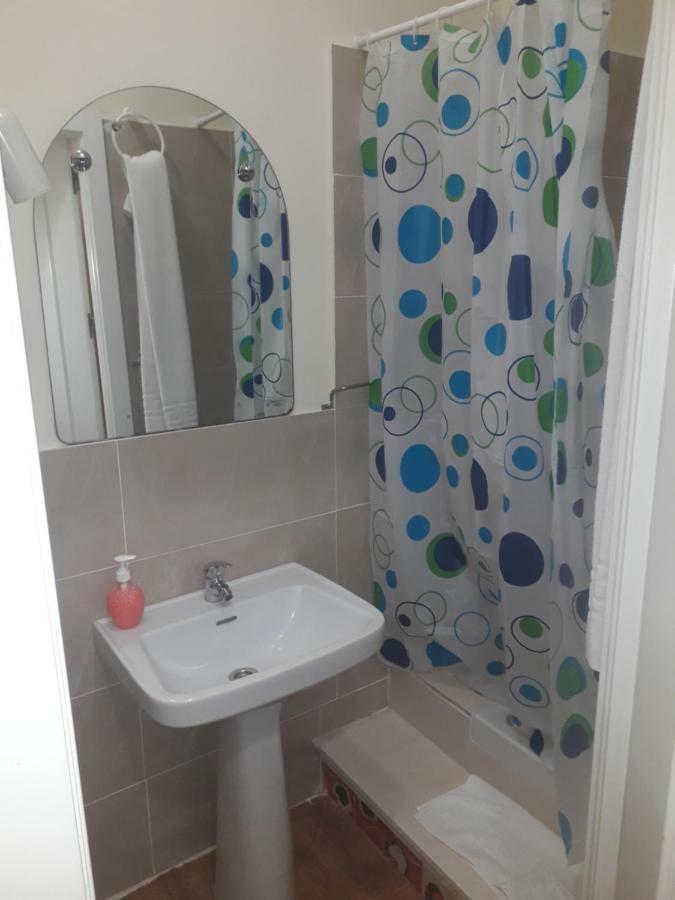 Hostal Restaurante Milenium Otel Torremegía Dış mekan fotoğraf